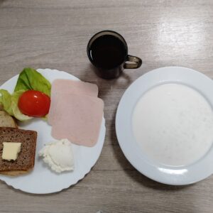 11.02 - Śniadanie (dieta podstawowa)